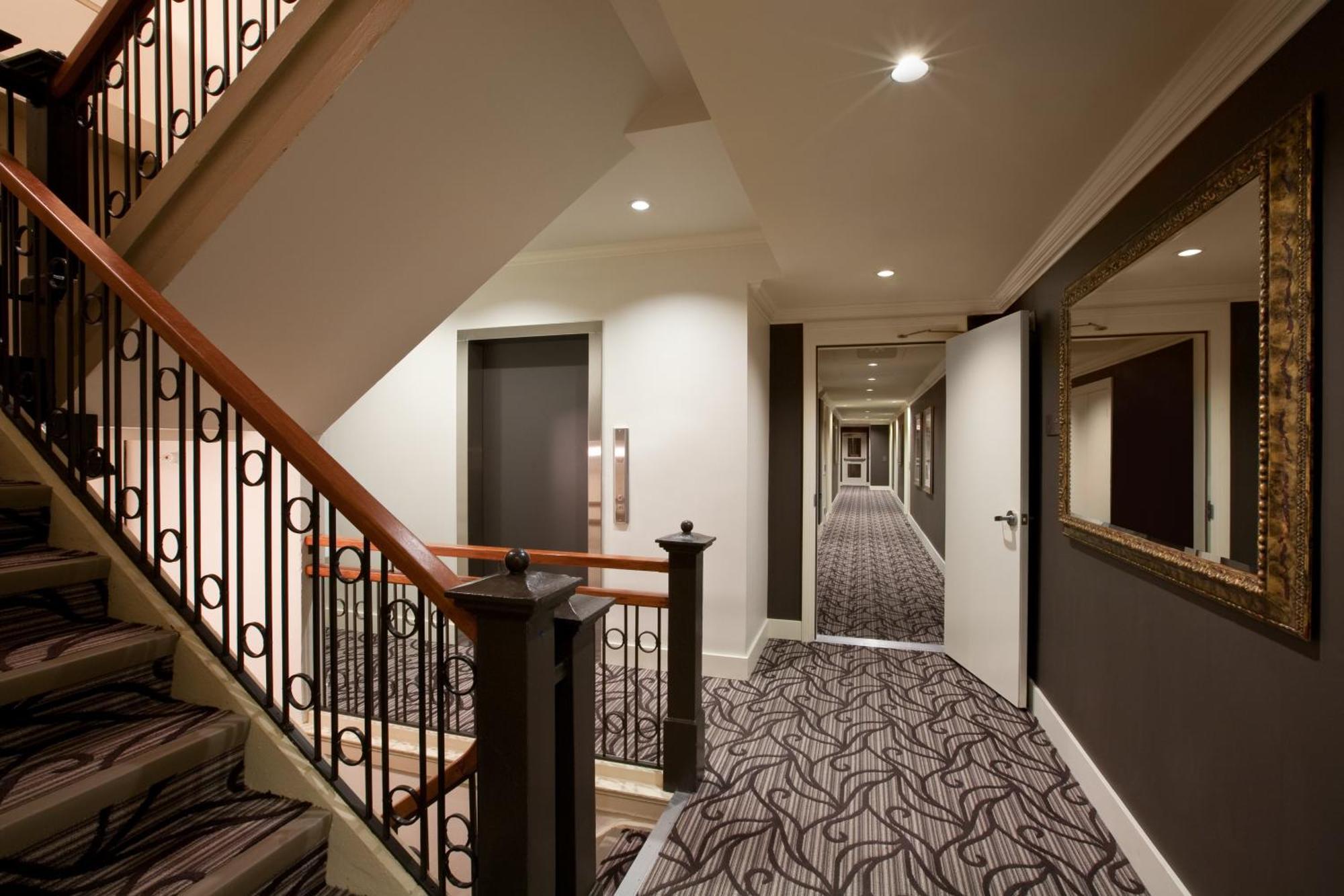 Hotel Rialto Виктория Экстерьер фото